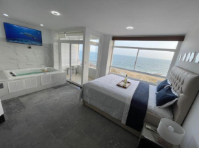 Suite con balcon y Jacuzzi Ocean Club 1